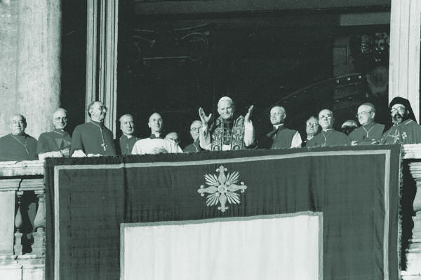 Habemus Papam! - 16.X.1978 rok. Ok. godz. 17.15 kard. Karol Wojtyła zostaje wybrany na papieża, przybiera imię Jan Paweł II