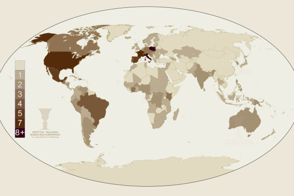 Mapa świata ze wskazaniem liczbowym pielgrzymek papieża Jana Pawła II